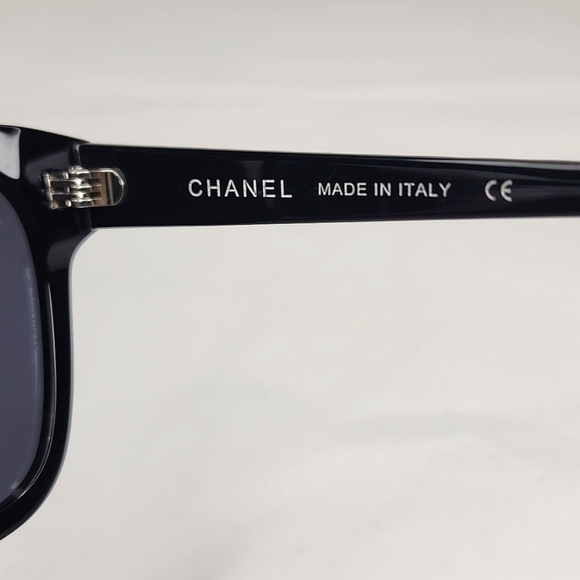 Chanel Sunglasses letters on top - Picture 6 of 17